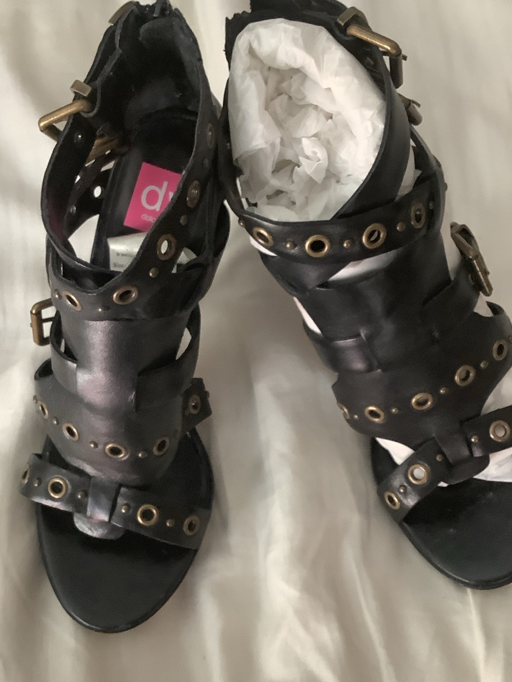 DV by Dolce Vita Black Strappy Grommet Heel Sandals NWT. No box - Picture 2 of 7